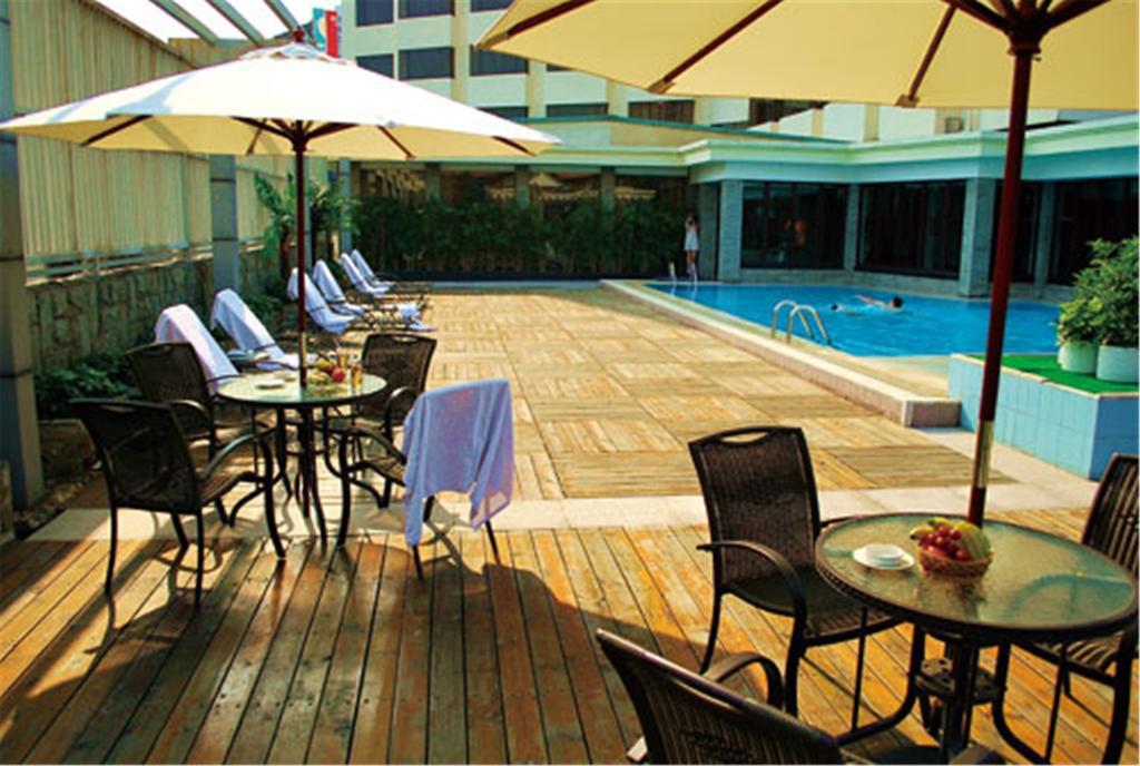 Zhongshan International Hotel Экстерьер фото